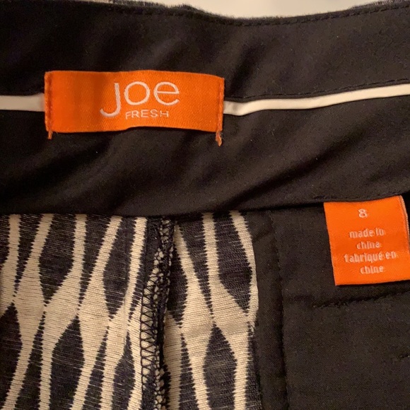 NWT Joe Fresh black and white print shorts - Picture 3 of 4